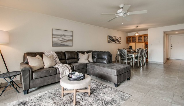 2 Bdrm Condo in Prime Old Town Scottsdale Location!