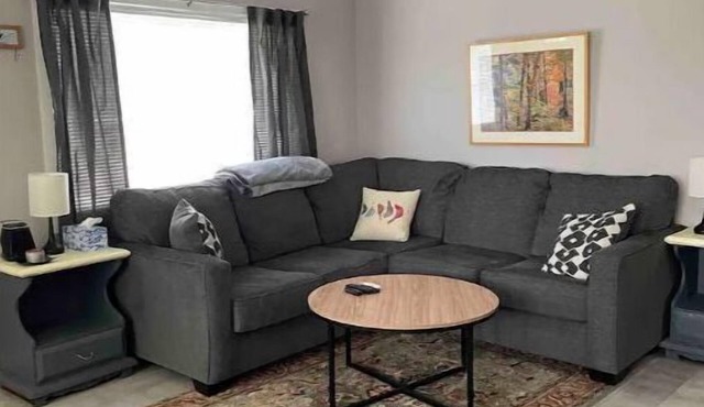 2 bdrm cottage in sunniest area of Point Roberts