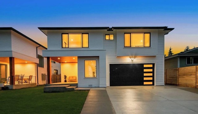 2 BDRM Modern Meets Cozy in Federal Way