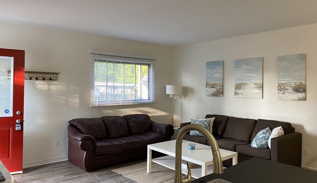 2 bdrm. sleeps 7, just a short walk to beach 1 !
