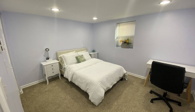 2 Beautiful Bedroom, Separate Entrance, quite area - Near Fulton, MD .