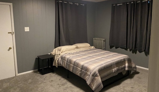 2 bed 1 bath remodeled furnished apartment