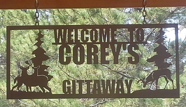 2 bed - 1 bath - sleeps 5! Close to lake, Sturgis, Black Hills, Devils Tower