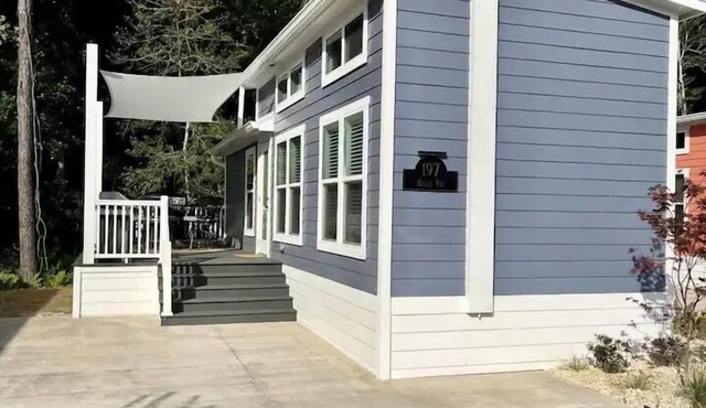 2 Bed/1 Bath w/Loft - Pet Friendly, Sleeps 6 - Sleeps up to 6, Pet Friendly with Registration