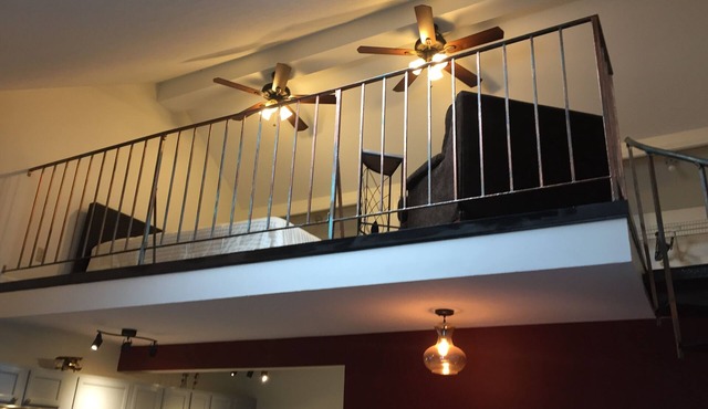 2 Bed 1 Bath with Loft