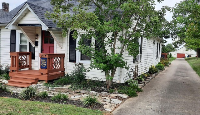 2 Bed/2 Bath/Game Room