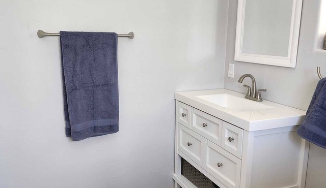 2 Bed, 2 Bath home for winter rental in stable neighborhood in Tucson
