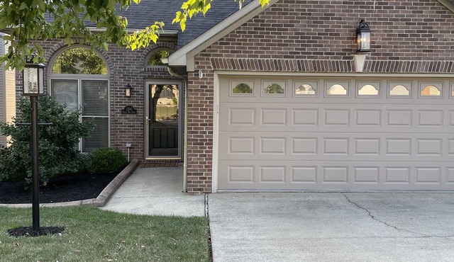 2 Bed/2 Bath Home in Andover area. Premier Host with 250+ 5-Star Reviews!