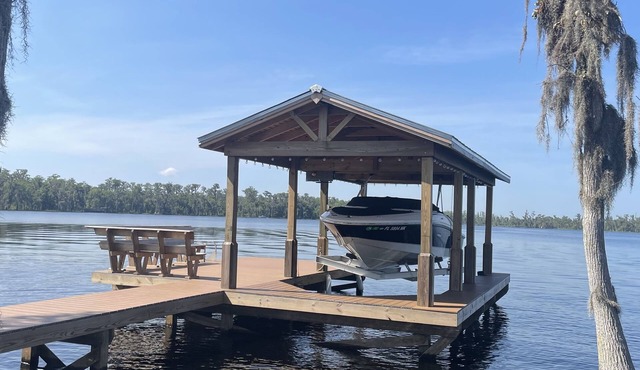2 bed 2 bath on Clermont chain of lakes with dock & boat lift Emerald Lakes 55+