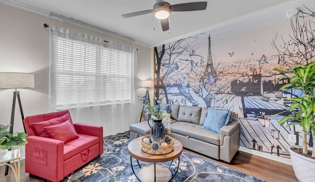 2-Bed/2-Bath Tampa Apartment: Comfort Meets Convenience for Corporate Travelers