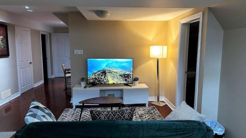 2 Bed-2Bath-Kitchen Private Family Couple Work