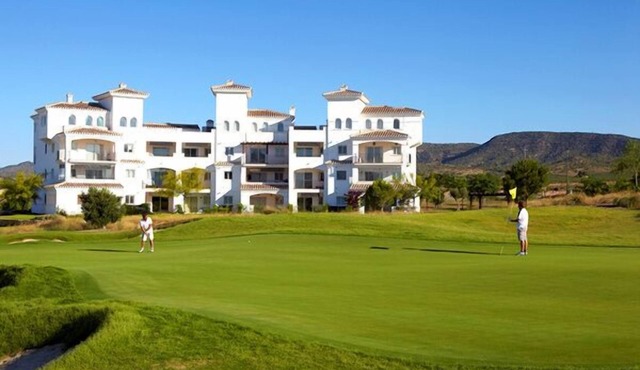 2 Bed Apartment On PGA Golf Course