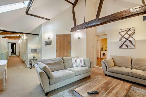 2 Bed Barn conversion