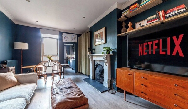 2-Bed Beautiful Garden Flat, Sleeps 5, Dalston