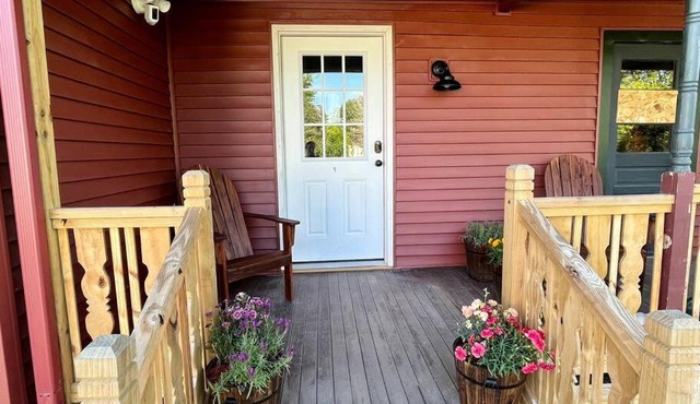 2 Bed Berkshire Getaway @ Stephentown Hotel