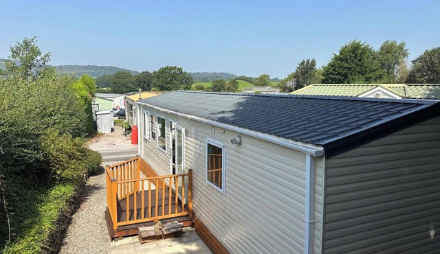 2 Bed Caravan-Sleeps 6-Pet Friendly