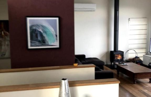 2 Bed Coastal Getaway - Walking distance to beach