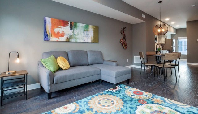 2 Bed Condo in the Heart of Ohio City- F6