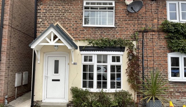 2 Bed Cottage - Central Bawtry & Exquisitely Furnished