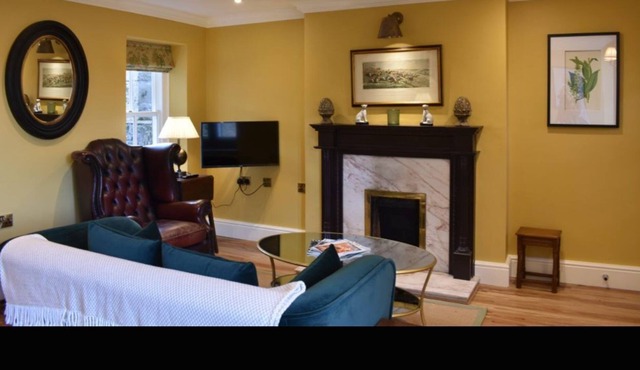 2 Bed Cottage with courtyard view