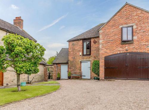 2 bed in Brailsford PK816