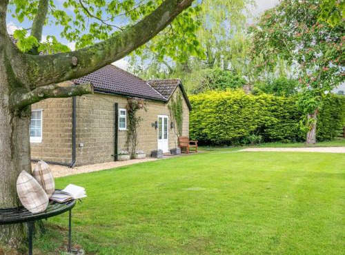 2 Bed in Crayke 84000