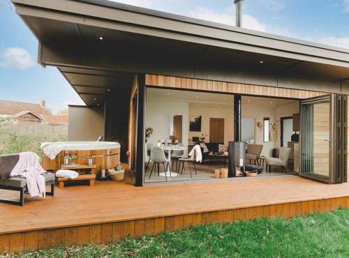 2 Bed in East Bergholt 82399