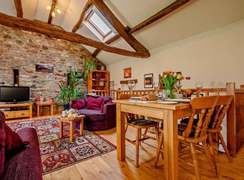 2 Bed in Gamblesby 90415