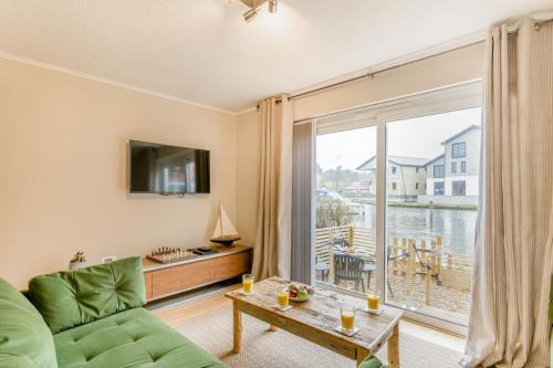 2 Bed in Hoveton oc-w33854