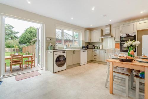 2 Bed in Knodishall oc-s33543