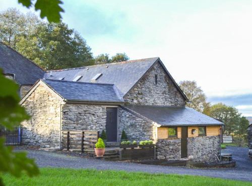 2 Bed in Llandrillo 88598