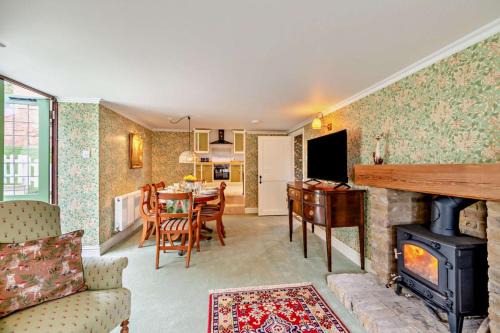 2 Bed in Minster On Sea oc-p29942