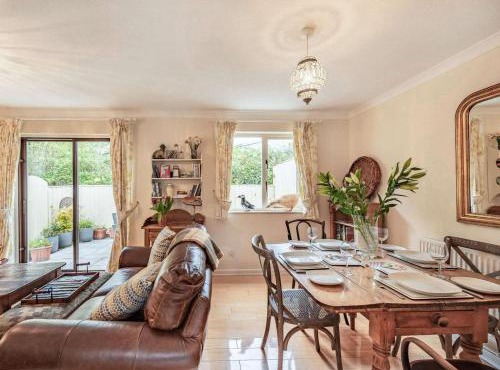 2 Bed in Narberth 84026