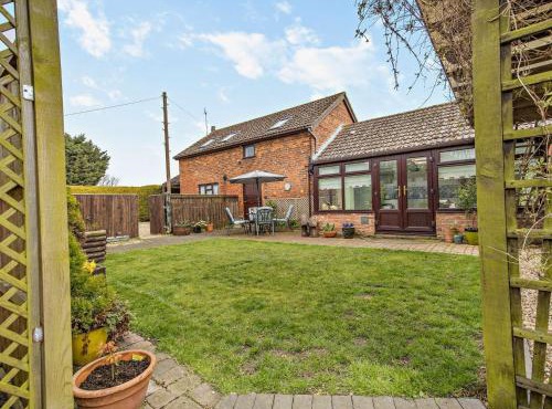 2 Bed in North Somercotes 74152