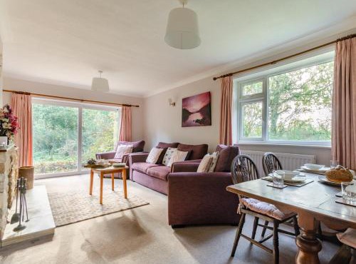 2 Bed in Scarning SHRN8