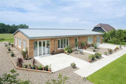 2 Bed in Stelling Minnis oc-ek716