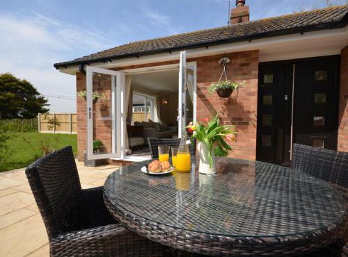 2 Bed in Sutton On Sea 42804