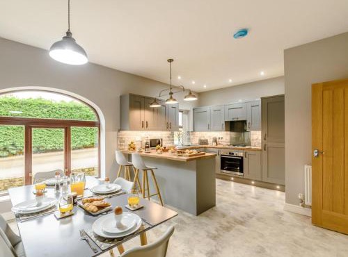 2 Bed in Toft Hill oc-80004