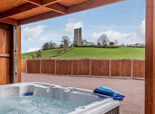 2 Bed in West Buckland 00467