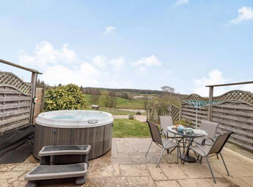 2 Bed in Worcester CC065