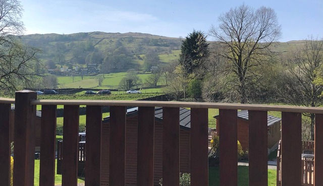 2 Bed Lodge-Sleeps 4-stunning views -Pet Friendly