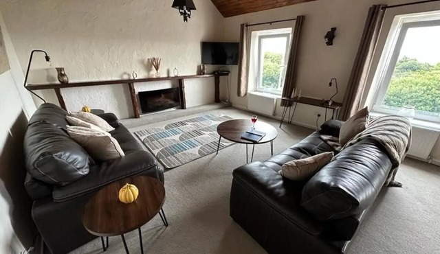 2 Bed-Sleeps 4-Sea View-Pet Friendly-Parking