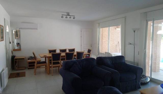 2-Bed Villa in Peret, south of Clermont Le Herault