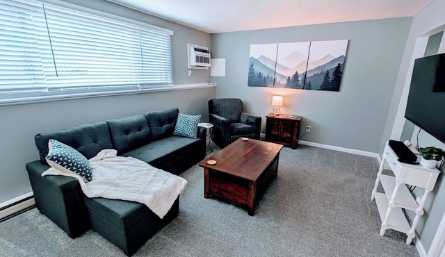 2 Bed w/Garage Cardinal West Extended Stay
