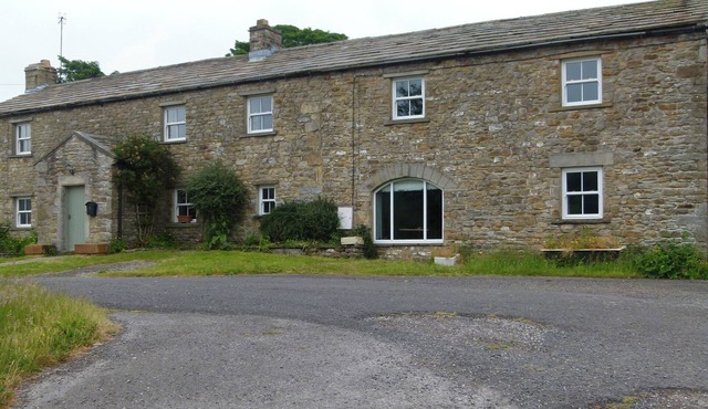 2 bedroom accommodation in Newbiggin-in-Bishopdale, near Leyburn