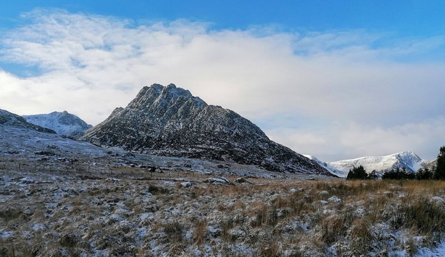 2 bedroom accommodation in Capel Curig, near Betws-Y-Coded