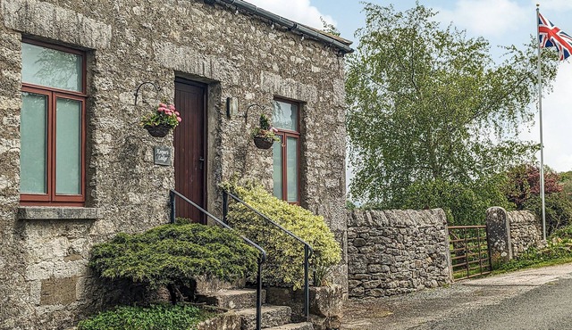 2 bedroom accommodation in Arnside and Silverdale