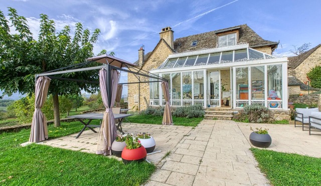 2 bedroom accommodation in Castelnau-d-Mandailles