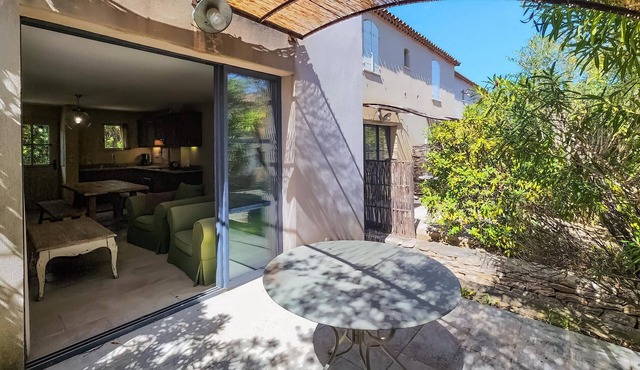 2 bedroom stunning home in Saint-Laurent-de-la-Ca