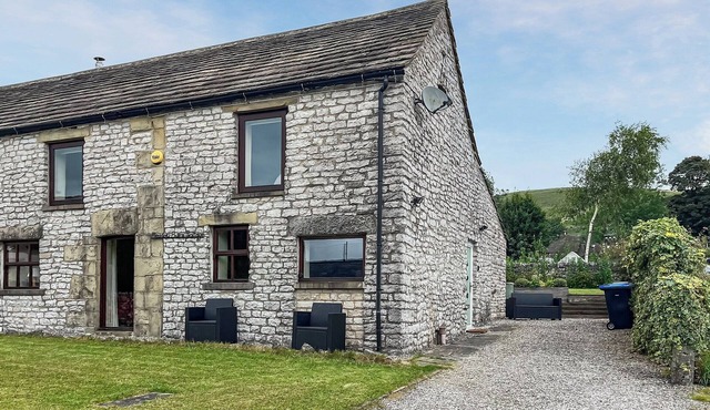 2 bedroom accommodation in Chelmorton, near Buxton
